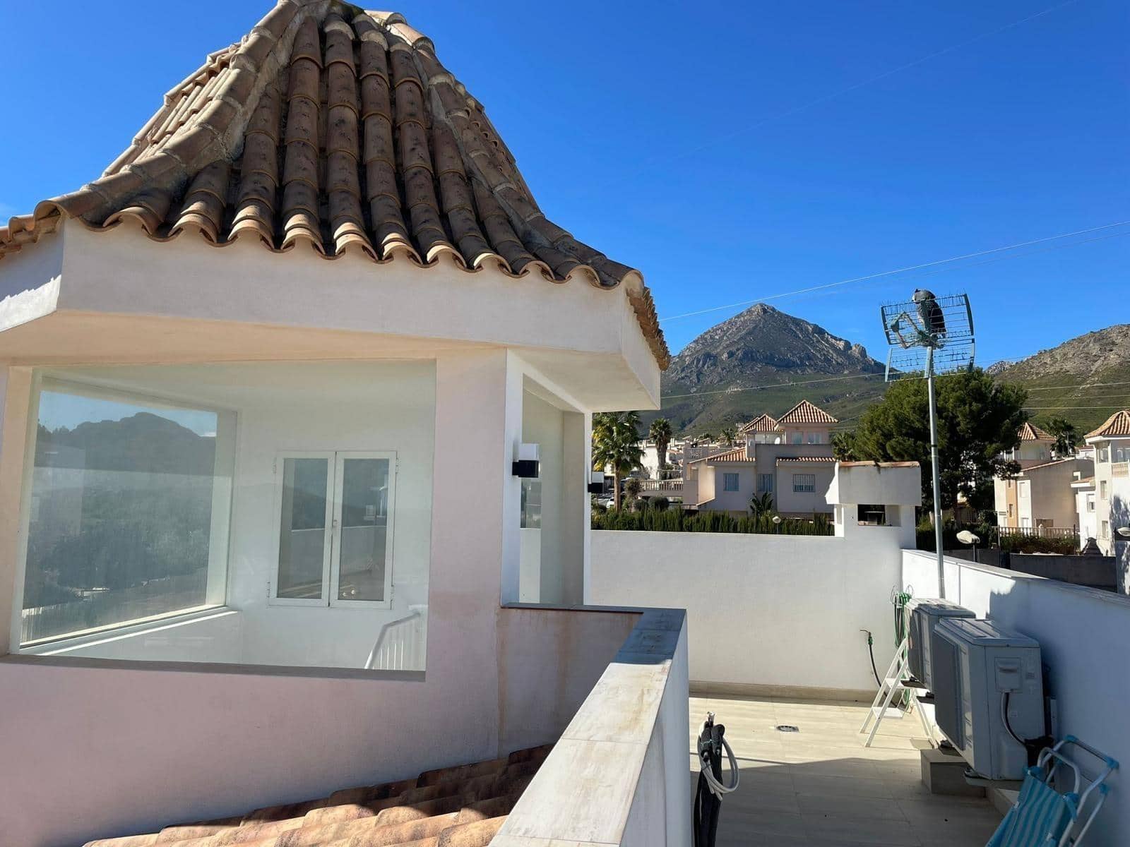 4 sypialnia Willa na sprzedaż w La Nucia z garażem - 522 000 € (Ref: 8766041)