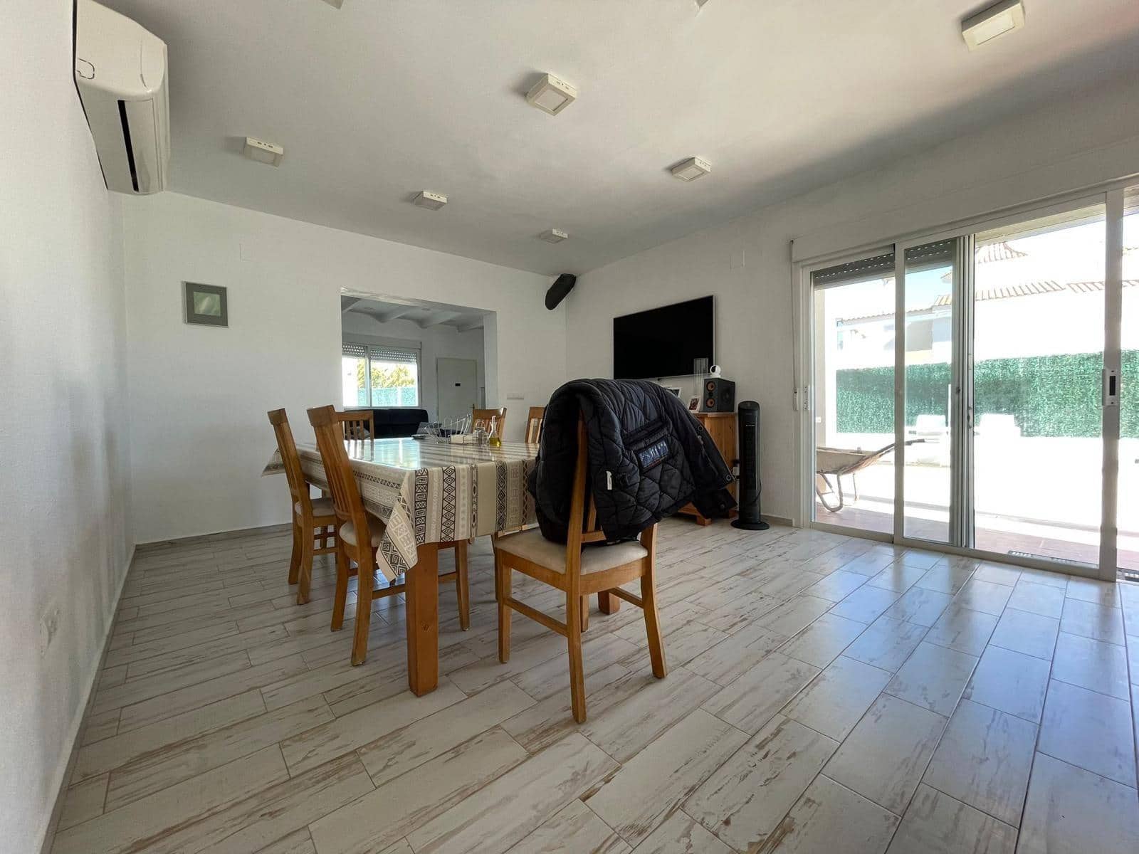 4 sypialnia Willa na sprzedaż w La Nucia z garażem - 522 000 € (Ref: 8766041)