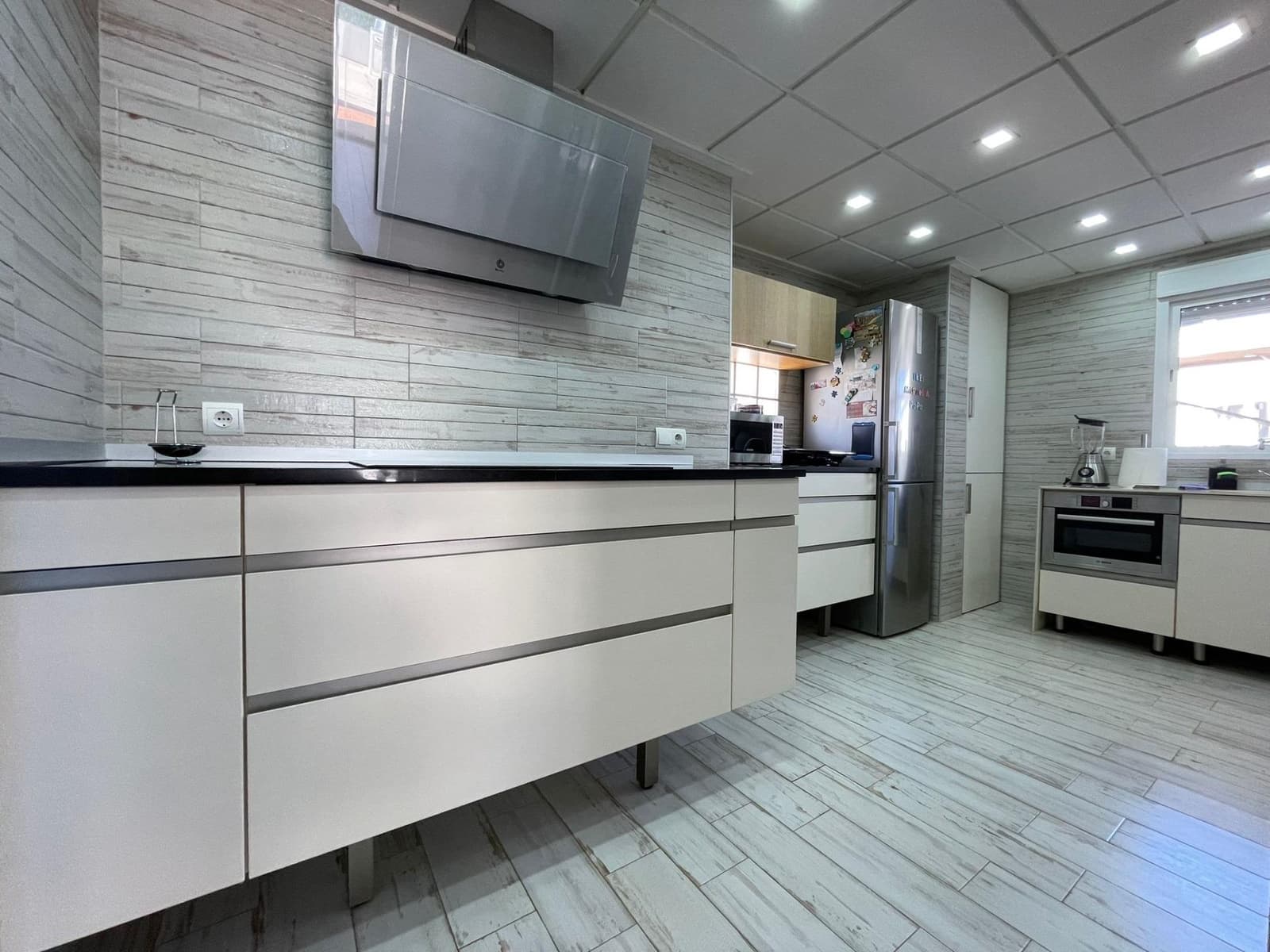 4 sypialnia Willa na sprzedaż w La Nucia z garażem - 522 000 € (Ref: 8766041)