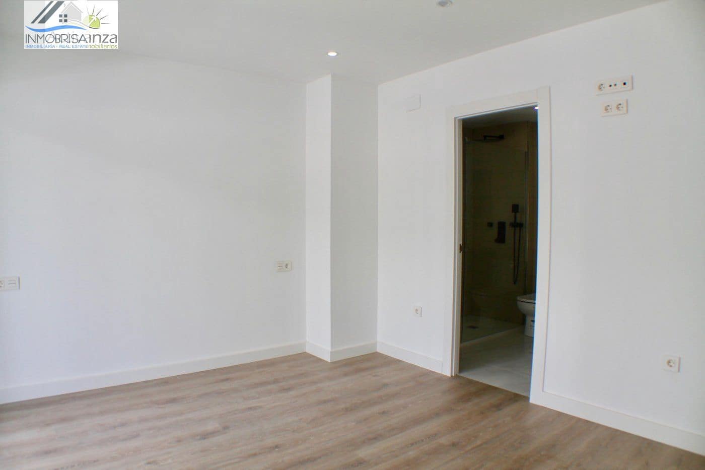 4 chambre Villa/Maison à vendre à La Nucia avec piscine garage - 620 000 € (Ref: 8766043)