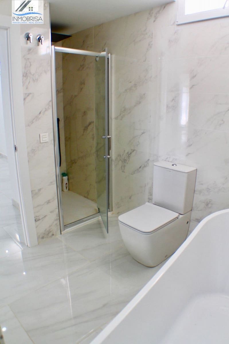 4 chambre Villa/Maison à vendre à La Nucia avec piscine garage - 620 000 € (Ref: 8766043)