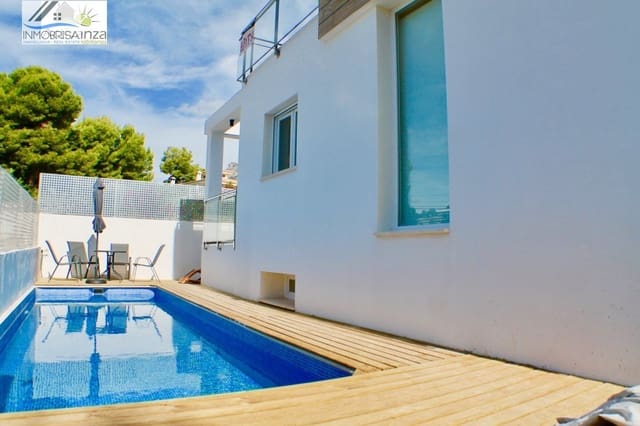 4 soveværelse Villa til salg i La Nucia med swimmingpool garage - € 620.000 (Ref: 8766043)