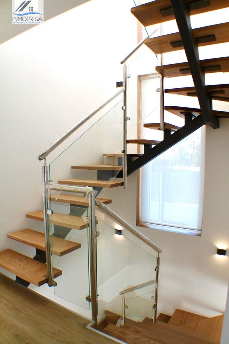 4 chambre Villa/Maison à vendre à La Nucia avec piscine garage - 620 000 € (Ref: 8766043)