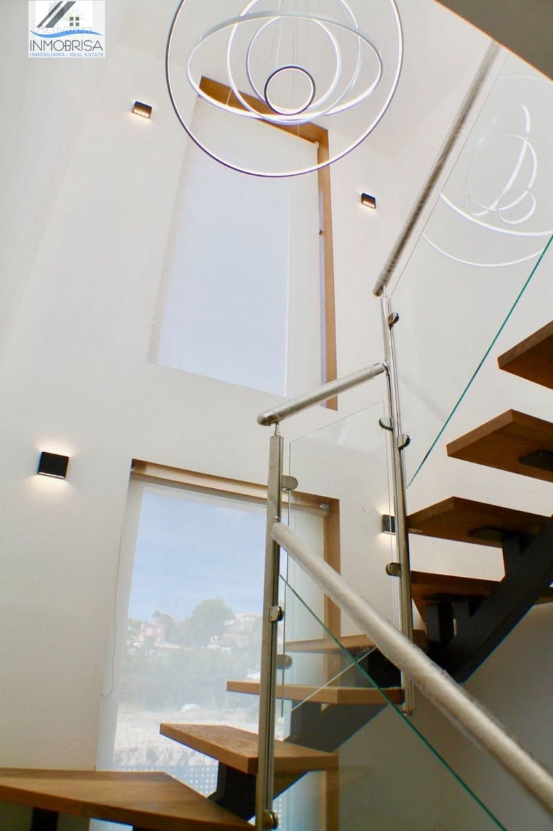 4 chambre Villa/Maison à vendre à La Nucia avec piscine garage - 620 000 € (Ref: 8766043)