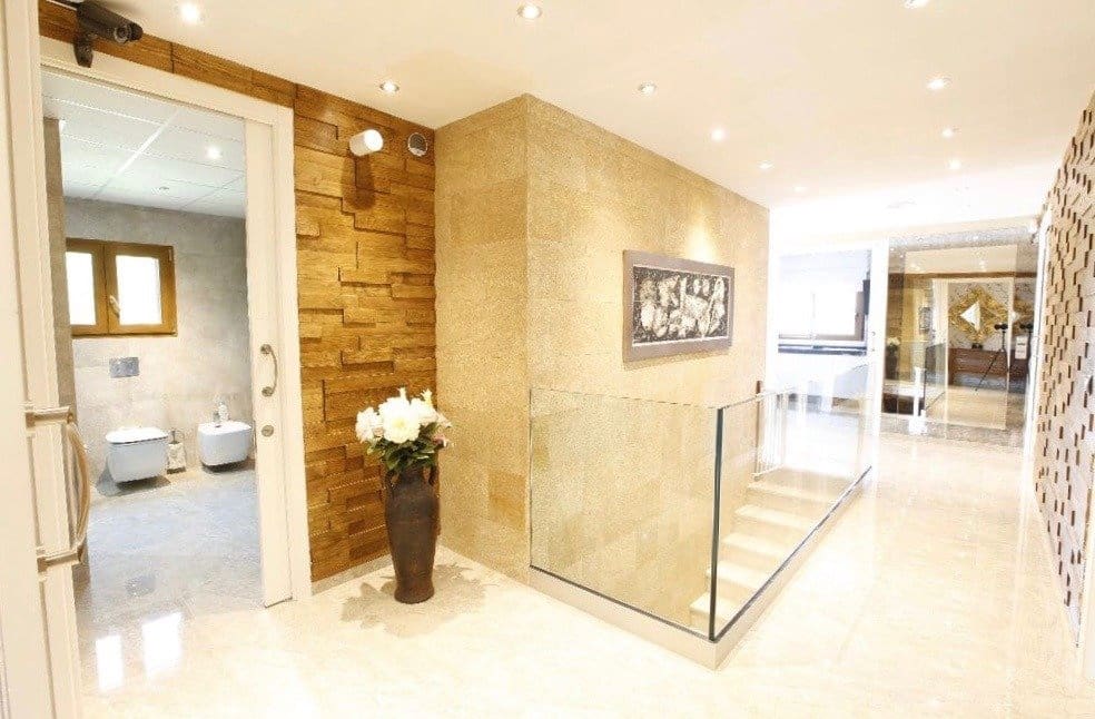 5 sypialnia Willa na sprzedaż w La Nucia z basenem garażem - 1 300 000 € (Ref: 8766044)