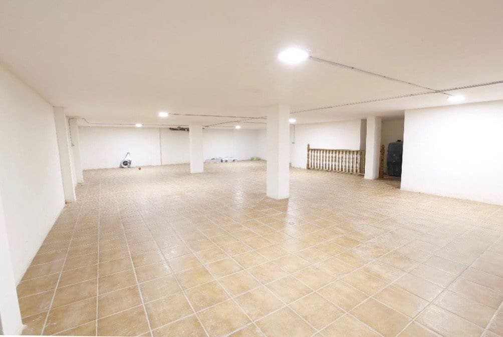 5 sypialnia Willa na sprzedaż w La Nucia z basenem garażem - 1 300 000 € (Ref: 8766044)