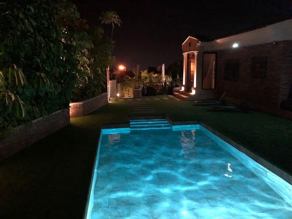 5 sypialnia Willa na sprzedaż w La Nucia z basenem garażem - 1 300 000 € (Ref: 8766044)