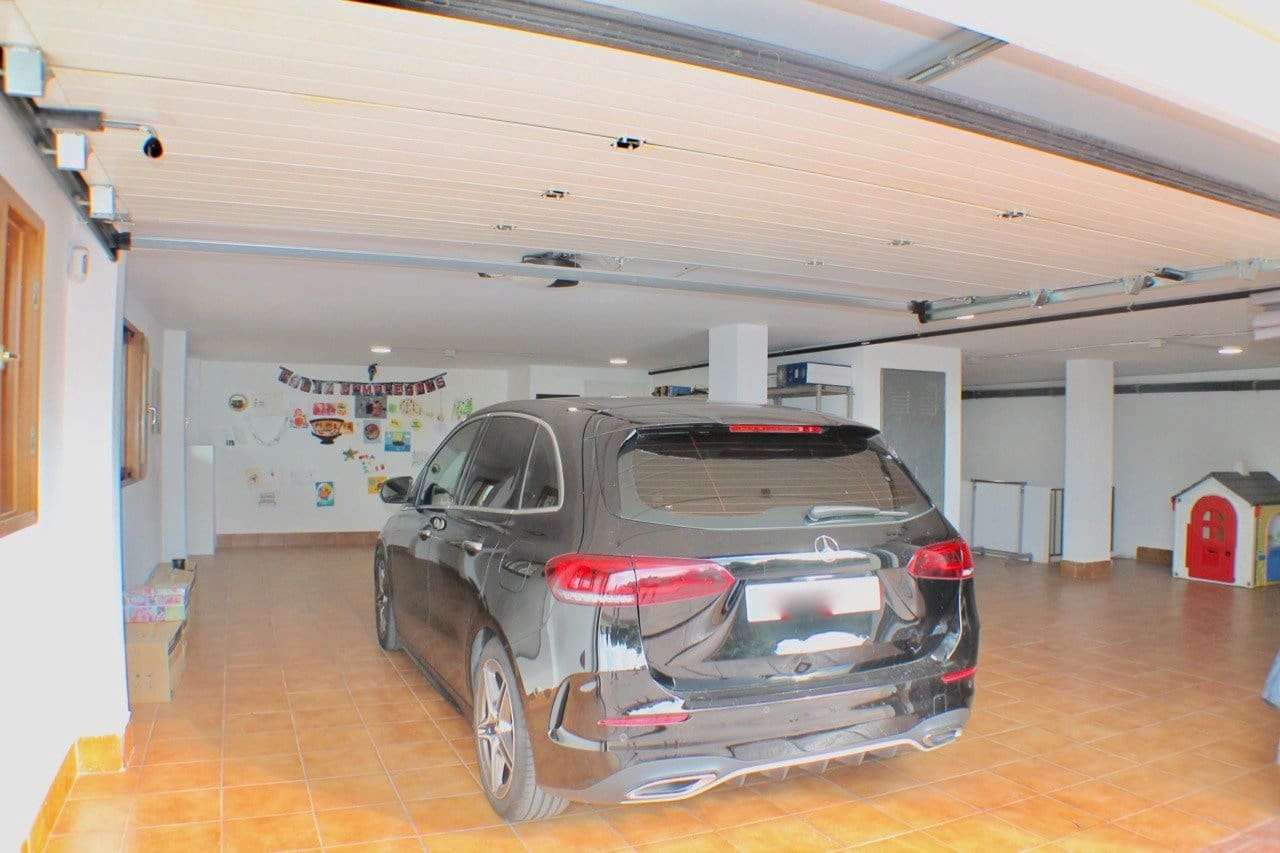 5 sypialnia Willa na sprzedaż w La Nucia z basenem garażem - 1 300 000 € (Ref: 8766044)