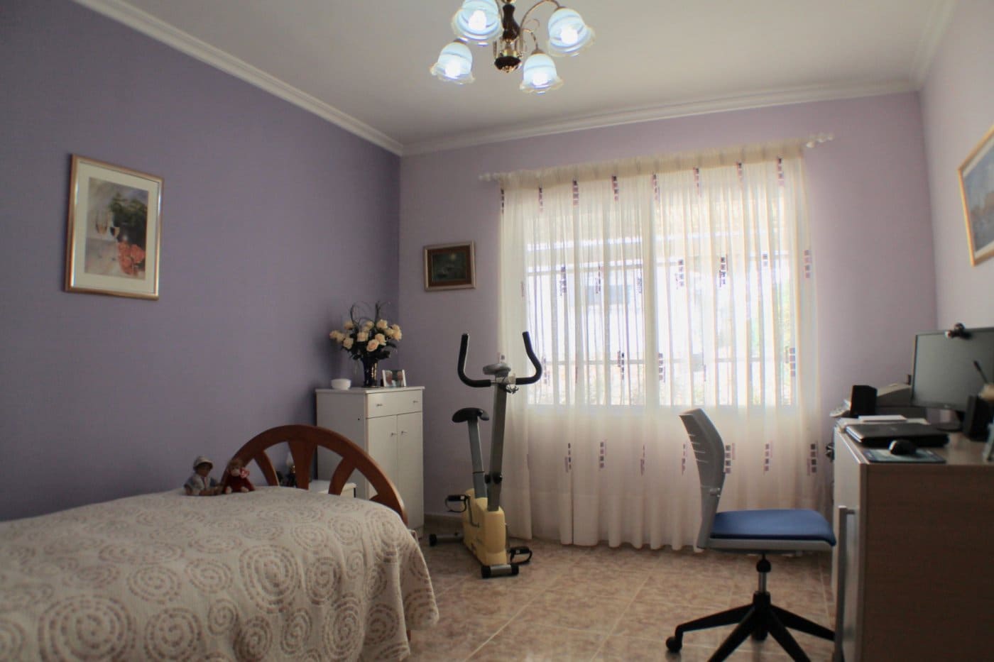 Chalet de 3 habitaciones en La Nucia en venta con garaje - 575.000 € (Ref: 8766046)