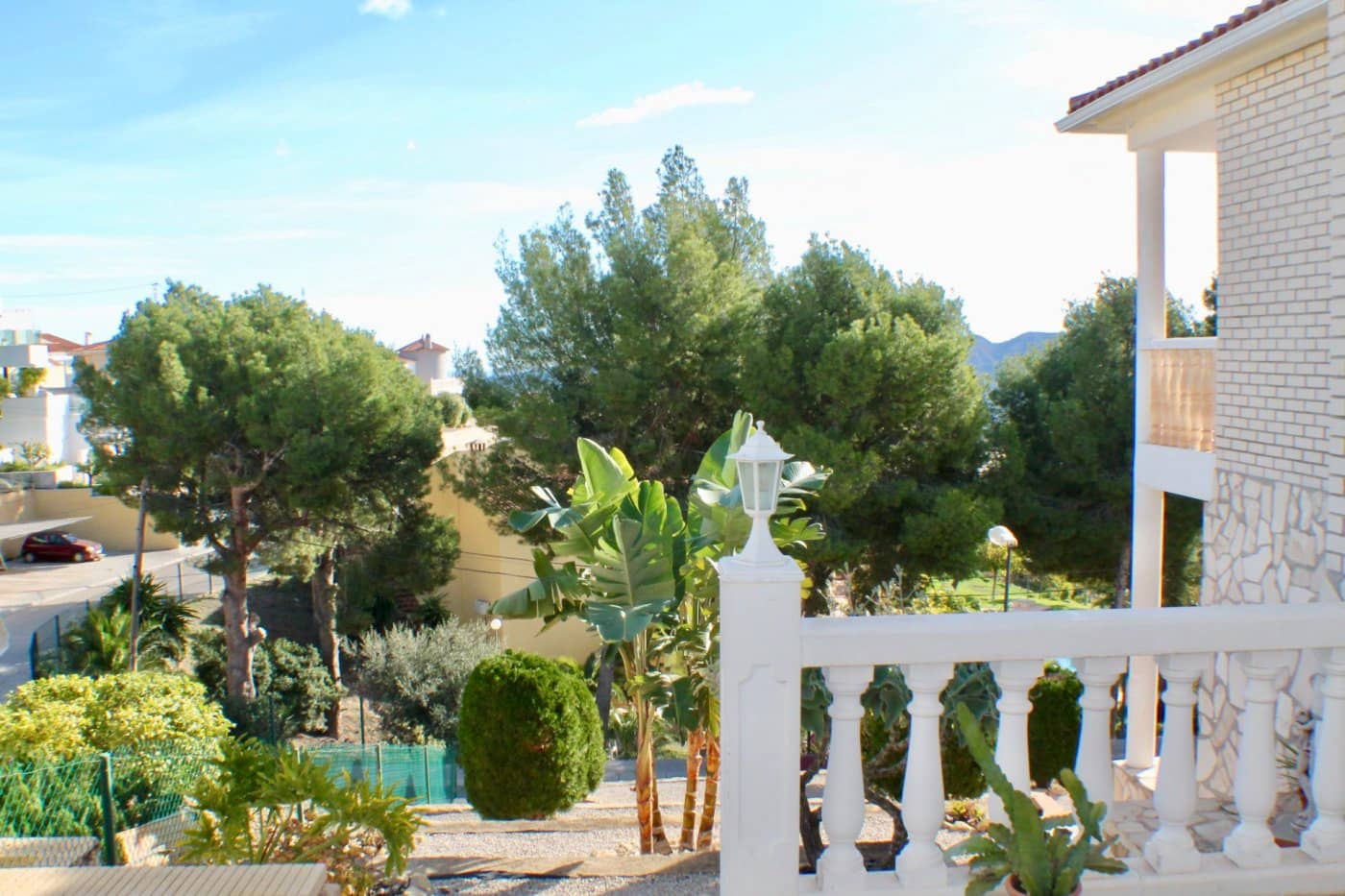 Chalet de 3 habitaciones en La Nucia en venta con garaje - 575.000 € (Ref: 8766046)