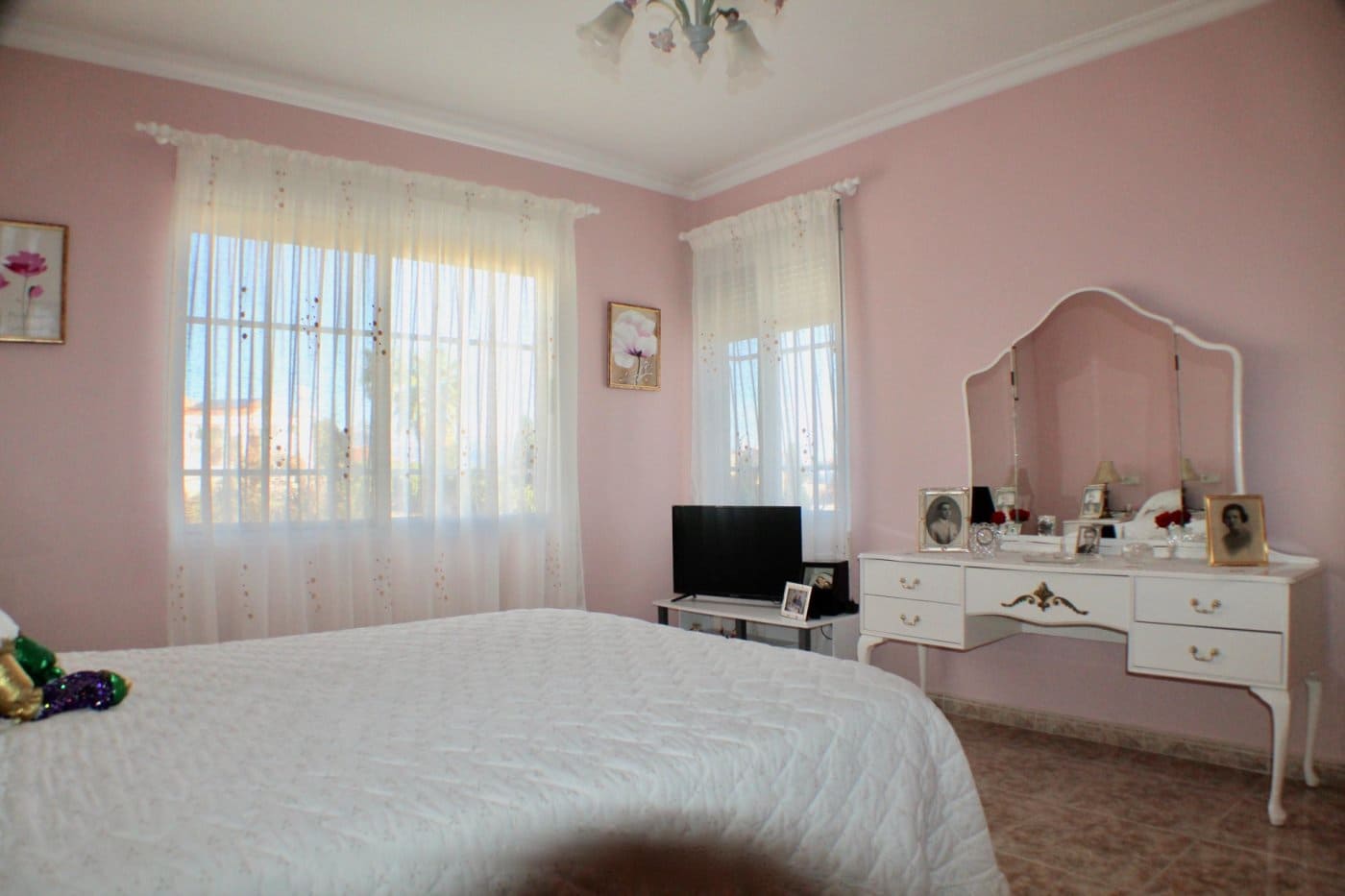 Chalet de 3 habitaciones en La Nucia en venta con garaje - 575.000 € (Ref: 8766046)