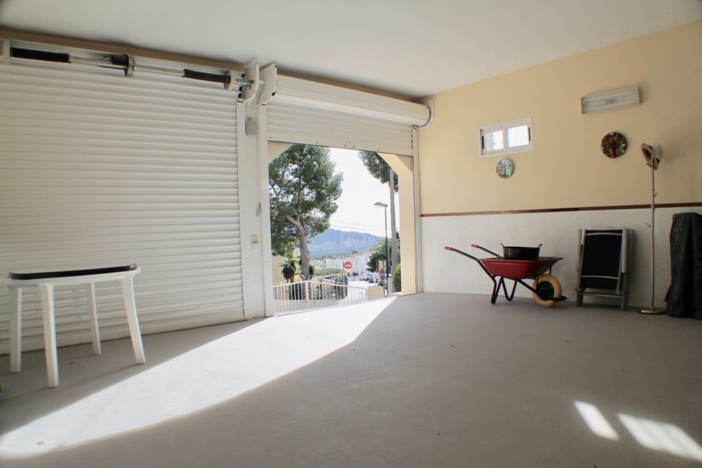 Chalet de 3 habitaciones en La Nucia en venta con garaje - 575.000 € (Ref: 8766046)