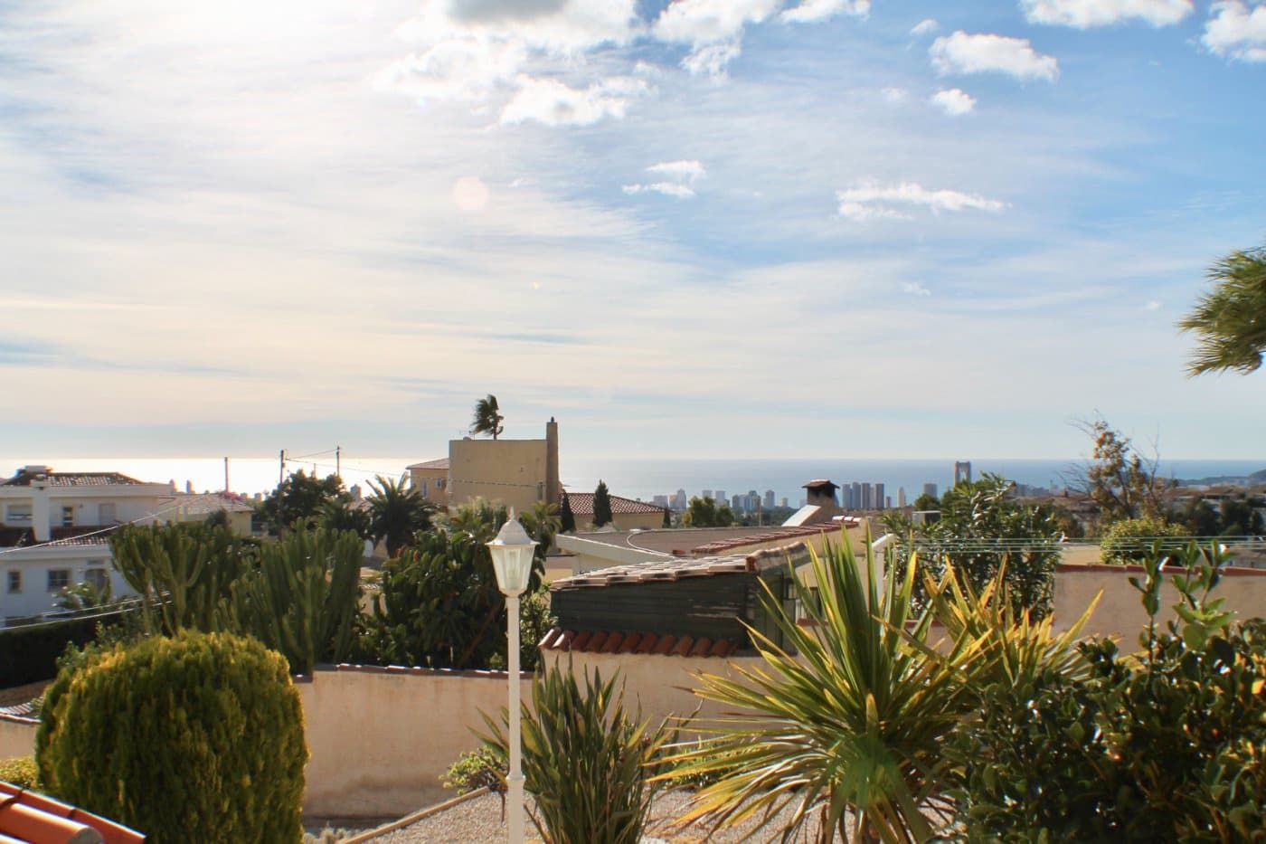 Chalet de 3 habitaciones en La Nucia en venta con garaje - 575.000 € (Ref: 8766046)