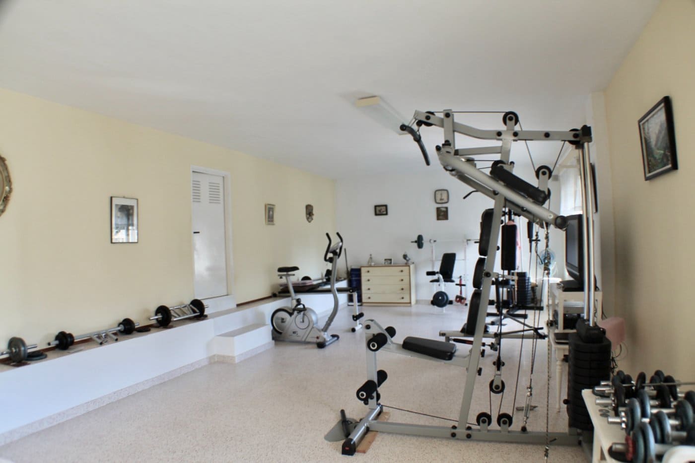 Chalet de 3 habitaciones en La Nucia en venta con garaje - 575.000 € (Ref: 8766046)