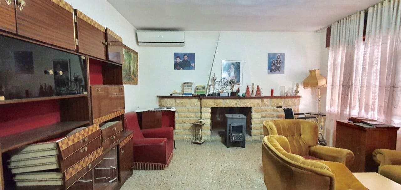 4 bedroom Villa for sale in La Nucia with garage - € 418,000 (Ref: 8766048)