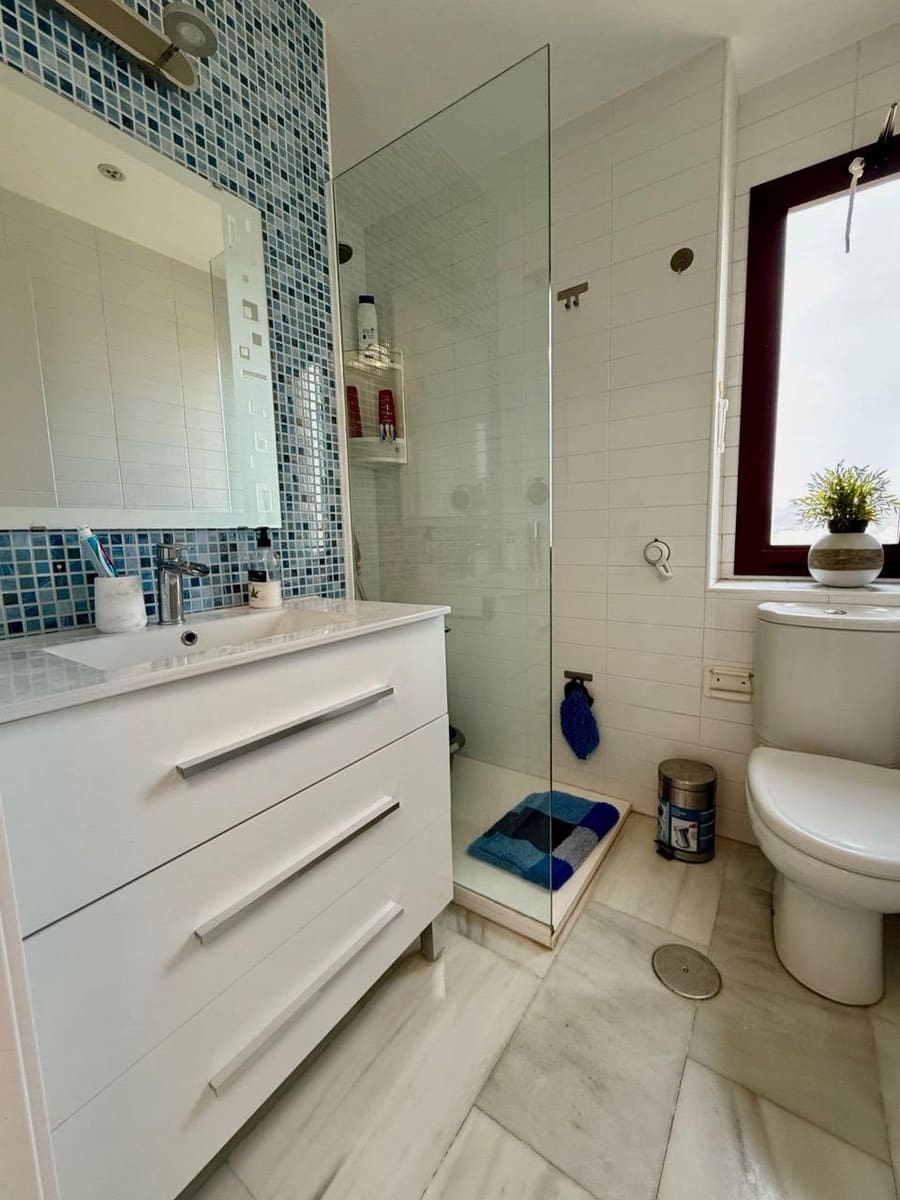 2 Zimmer Apartment zu verkaufen in Benidorm mit Garage - 420.000 € (Ref: 8766056)