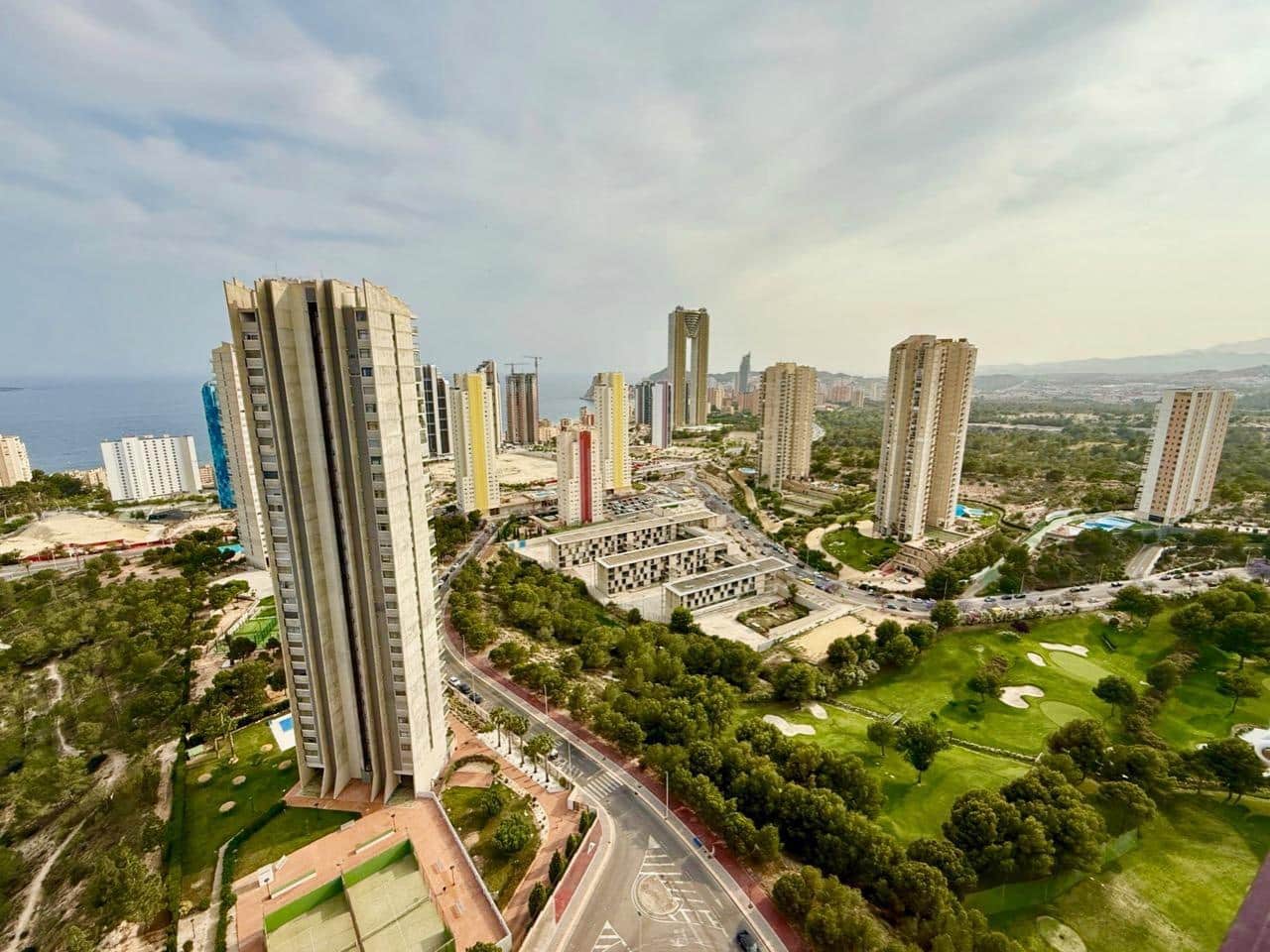2 Zimmer Apartment zu verkaufen in Benidorm mit Garage - 420.000 € (Ref: 8766056)