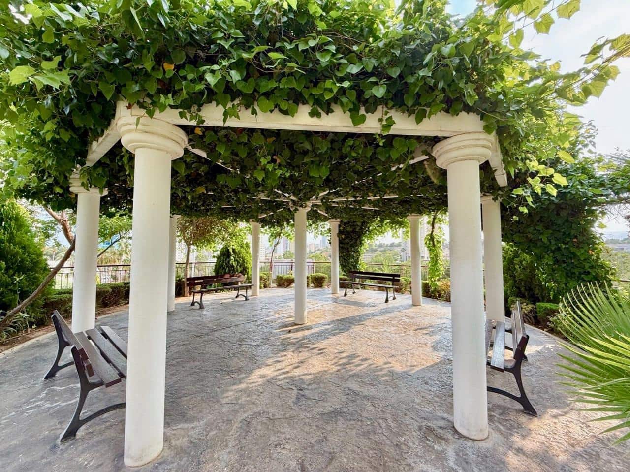 2 Zimmer Apartment zu verkaufen in Benidorm mit Garage - 420.000 € (Ref: 8766056)