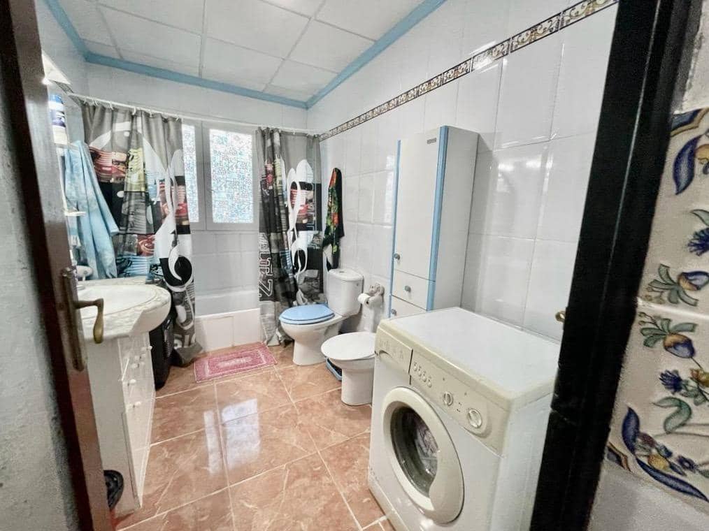 2 soveværelse Finca/Landehus til salg i Benidorm med garage - € 345.000 (Ref: 8766059)