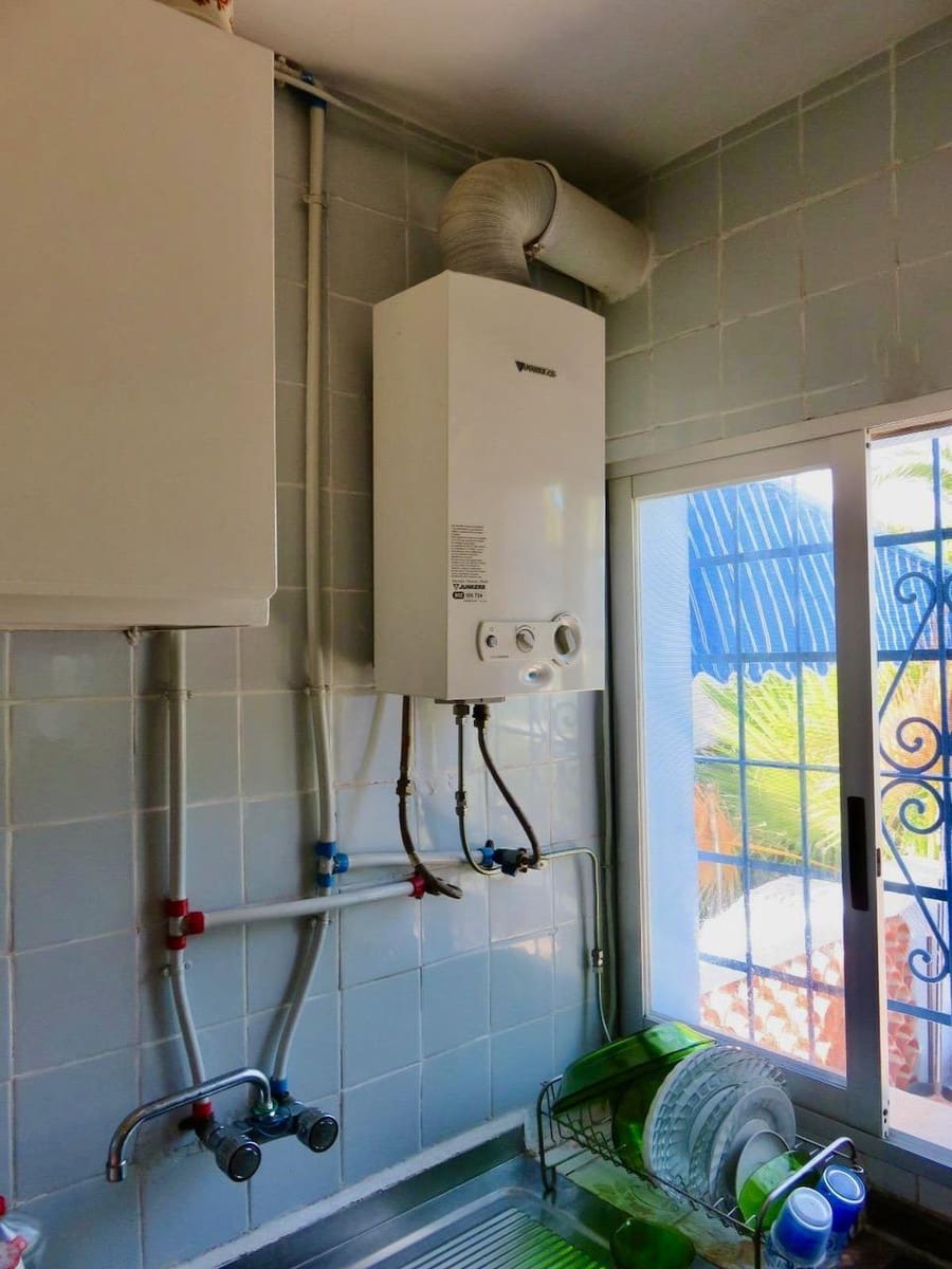 2 soveværelse Finca/Landehus til salg i Benidorm med garage - € 345.000 (Ref: 8766059)