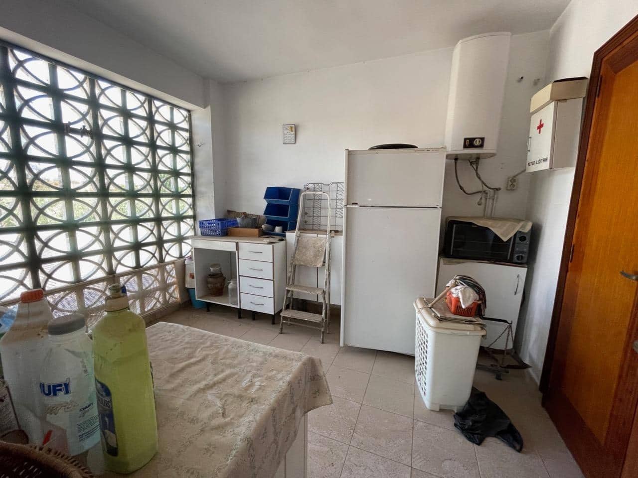 6 slaapkamer Villa te koop in Benidorm met garage - € 385.000 (Ref: 8766060)