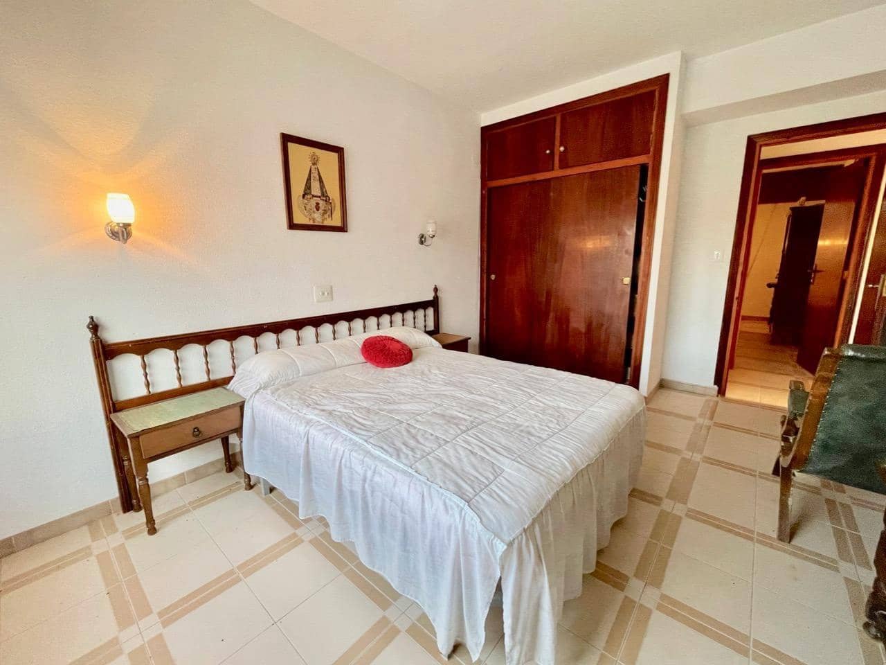 6 slaapkamer Villa te koop in Benidorm met garage - € 385.000 (Ref: 8766060)