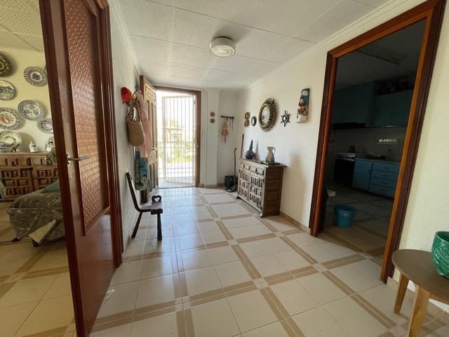6 slaapkamer Villa te koop in Benidorm met garage - € 385.000 (Ref: 8766060)