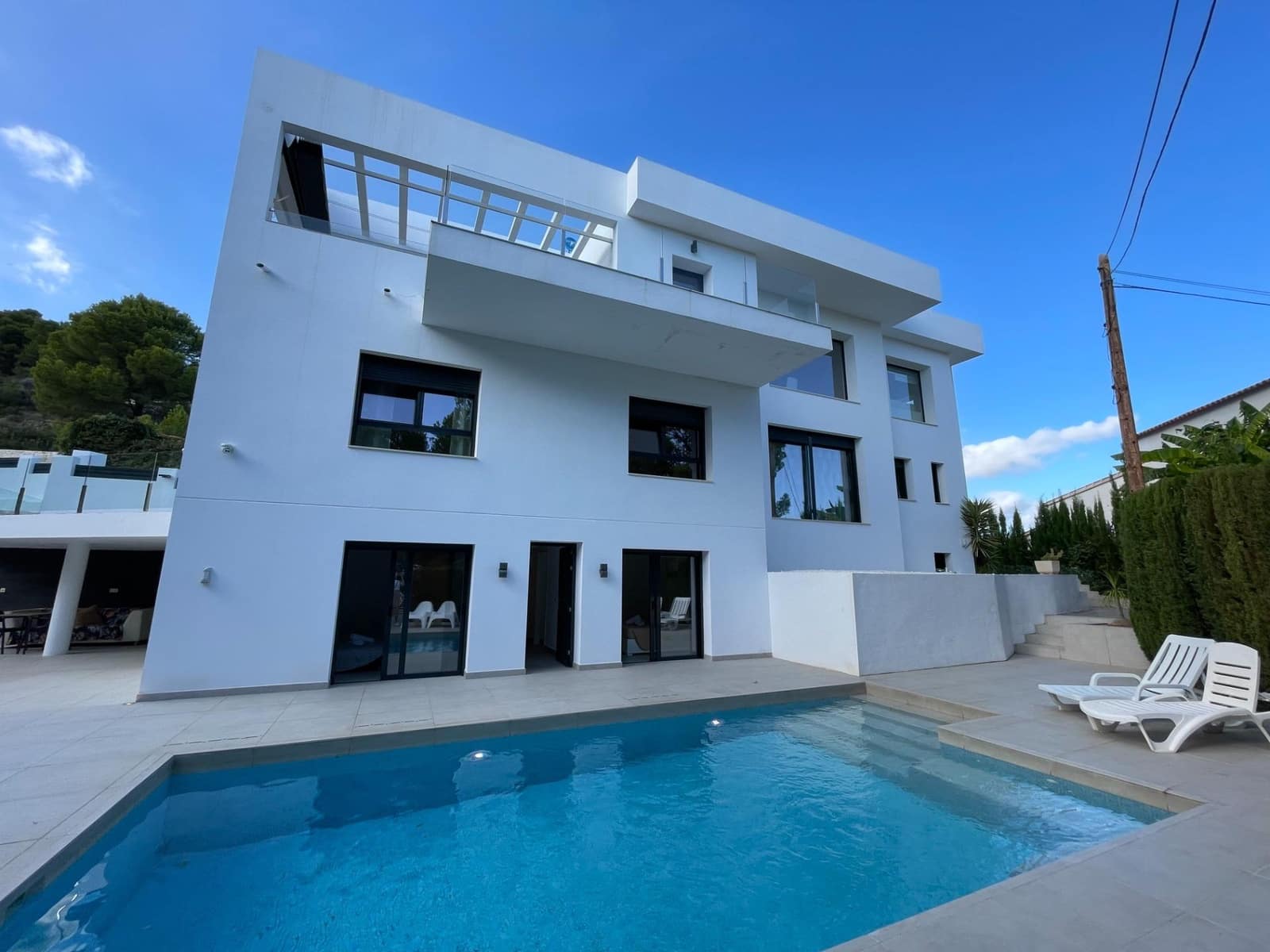 4 Zimmer Villa zu verkaufen in Calpe / Calp mit Pool Garage - 865.000 € (Ref: 8766061)