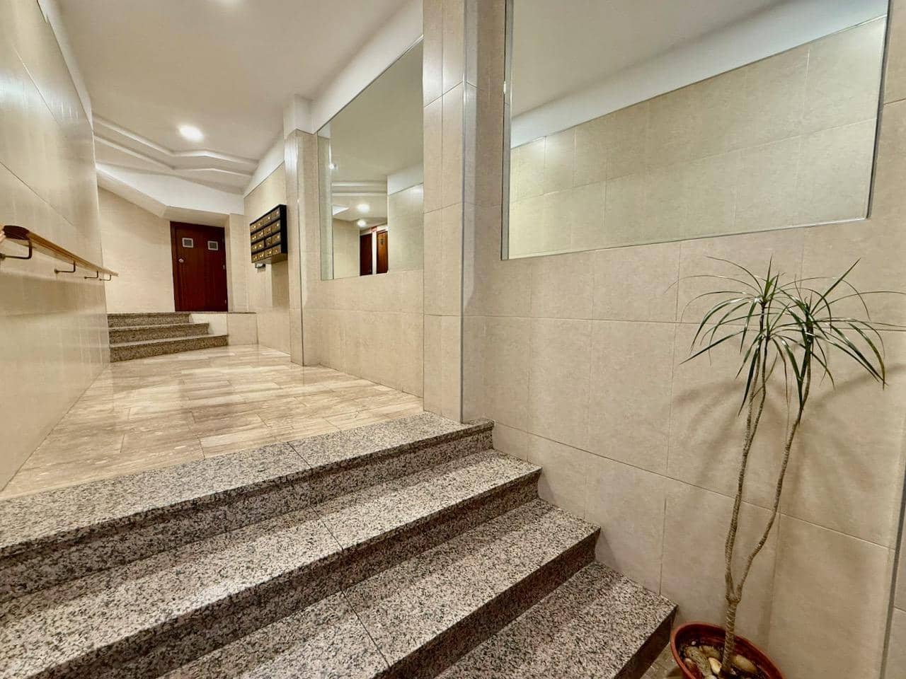 3 sypialnia Apartament na sprzedaż w Benidorm - 205 000 € (Ref: 8796372)