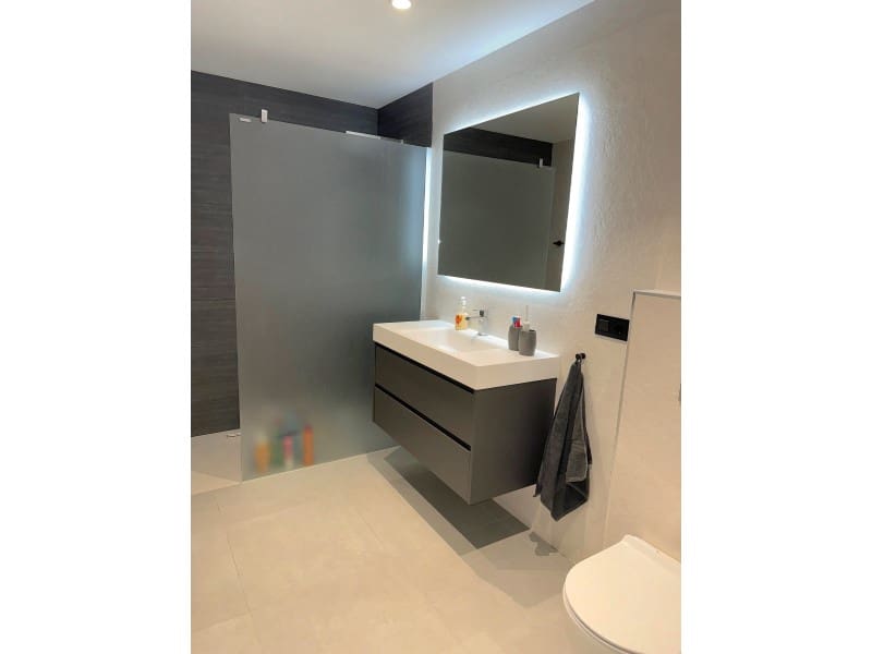 Chalet de 4 habitaciones en Alfaz del Pi / L'Alfàs del Pi en venta - 1.195.000 € (Ref: 8922741)