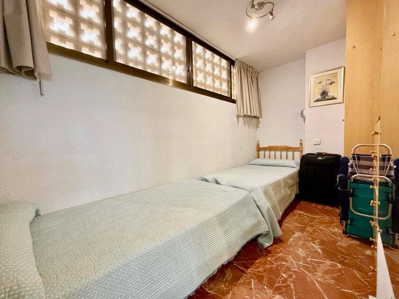 3 bedroom Apartment for sale in Benidorm with garage - € 450,000 (Ref: 8922769)