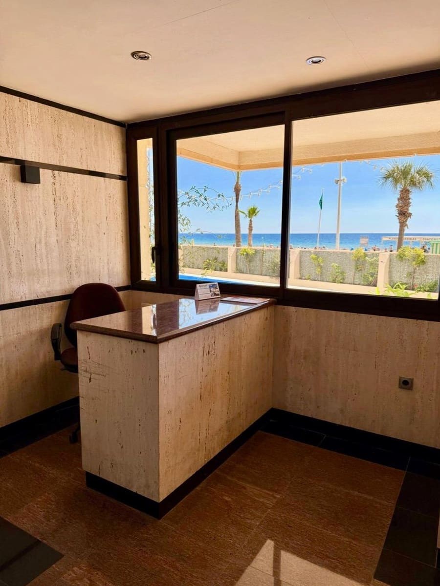 3 bedroom Apartment for sale in Benidorm with garage - € 450,000 (Ref: 8922769)