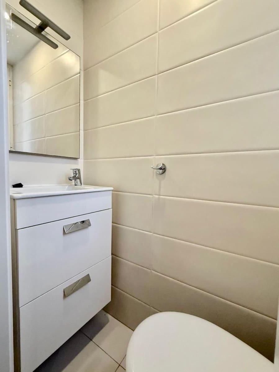 3 bedroom Apartment for sale in Benidorm with garage - € 450,000 (Ref: 8922769)