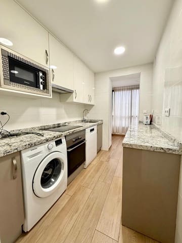 3 sypialnia Apartament na sprzedaż w Benidorm z garażem - 450 000 € (Ref: 8922769)