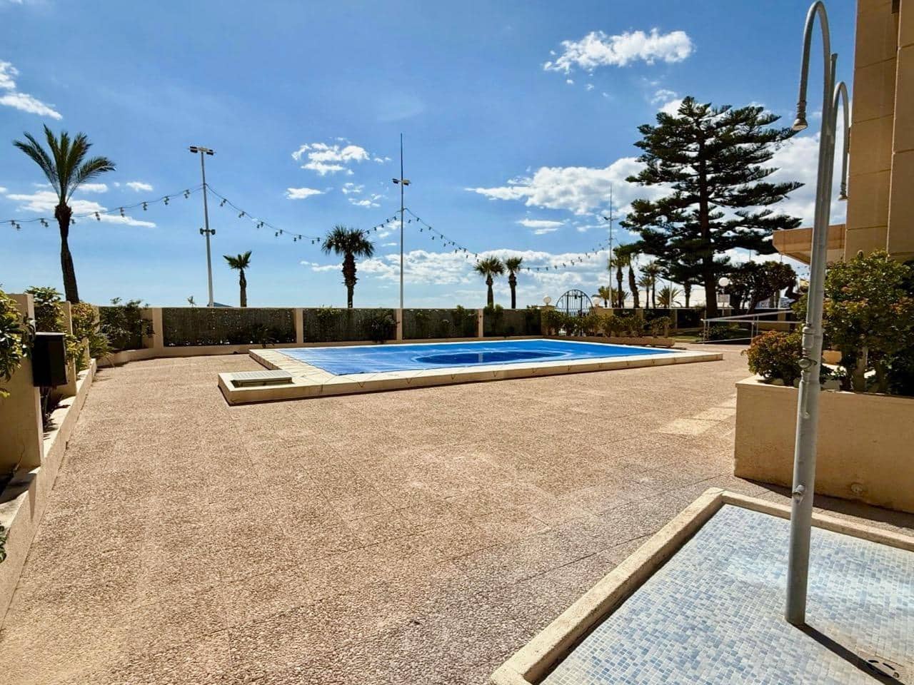 3 bedroom Apartment for sale in Benidorm with garage - € 450,000 (Ref: 8922769)