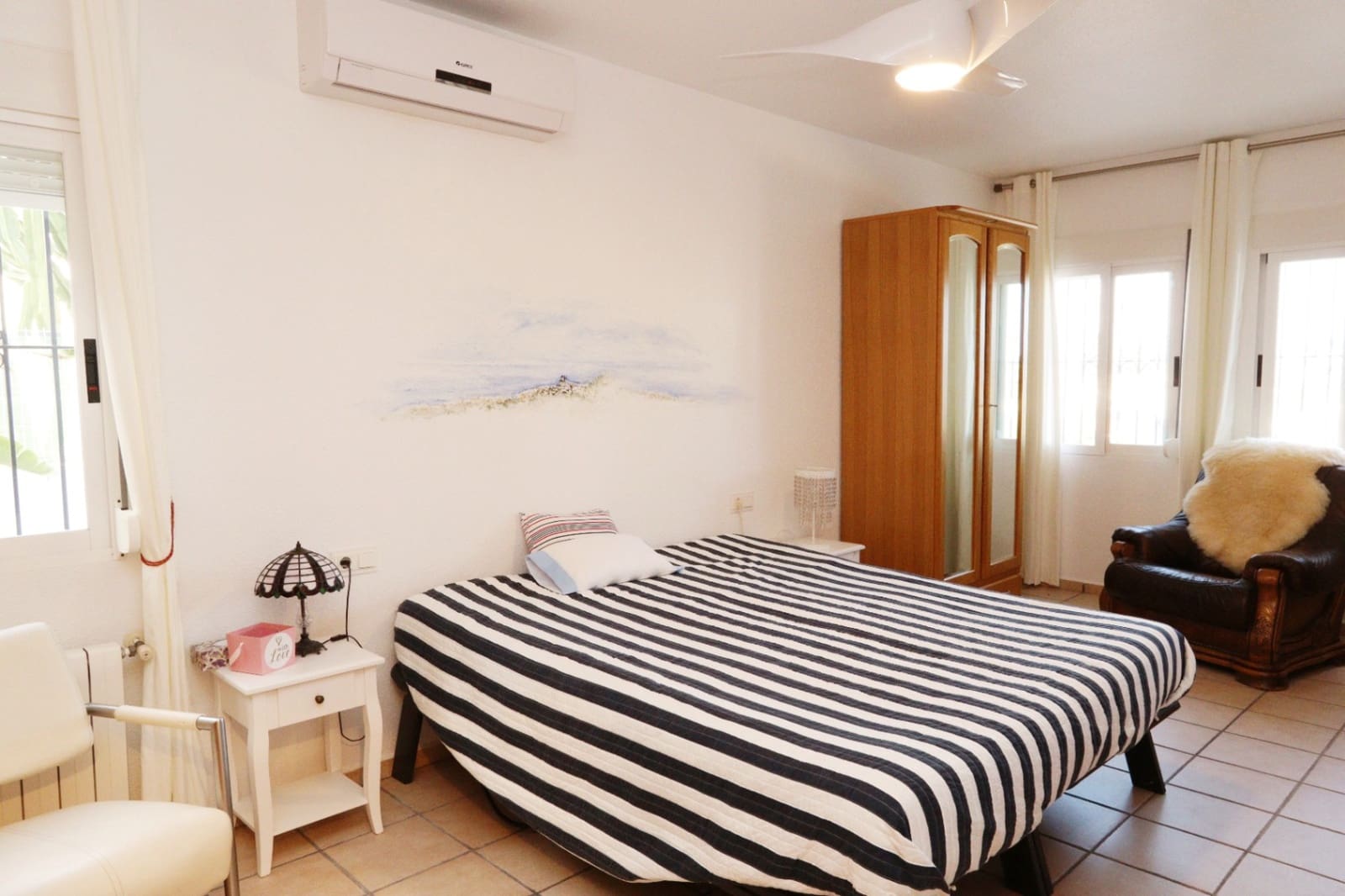 5 slaapkamer Villa te koop in La Nucia met garage - € 795.000 (Ref: 8922803)