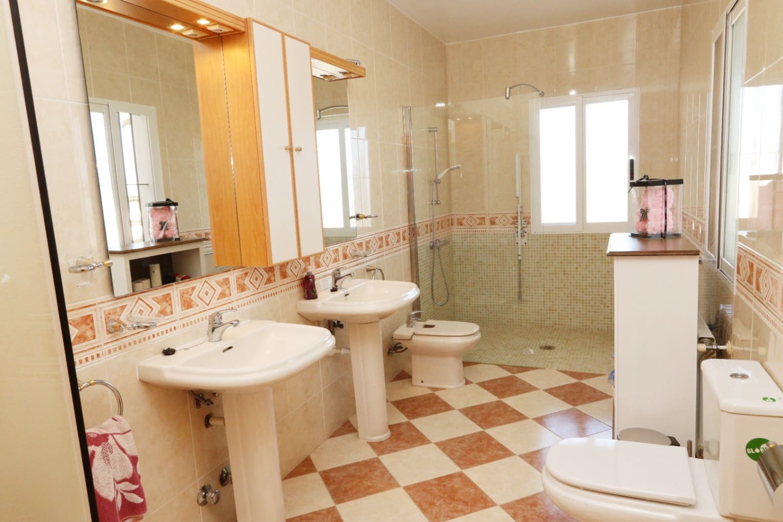 5 slaapkamer Villa te koop in La Nucia met garage - € 795.000 (Ref: 8922803)