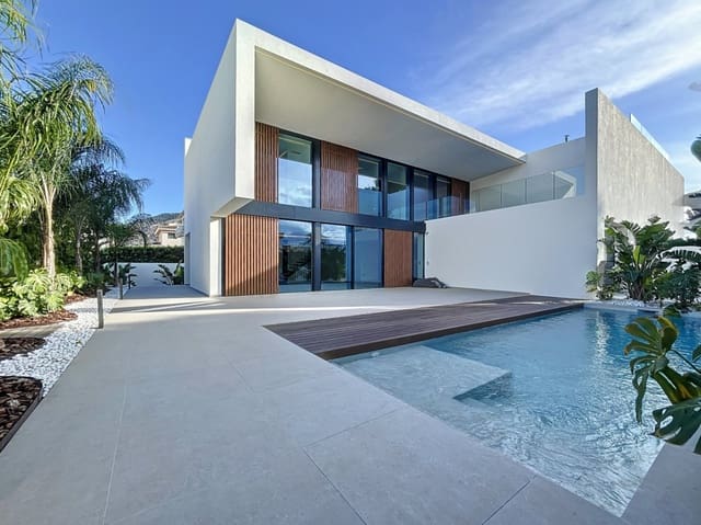 3 slaapkamer Villa te koop in Albir, Alfaz del Pi / L'Alfàs del Pi met zwembad - € 1.450.000 (Ref: 8922864)