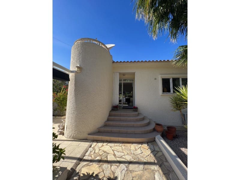 4 Zimmer Villa zu verkaufen in Alfaz del Pi / L'Alfas del Pi - 795.000 € (Ref: 8922968)