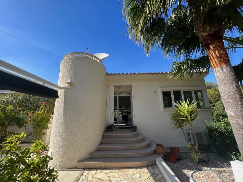 4 Zimmer Villa zu verkaufen in Alfaz del Pi / L'Alfas del Pi - 795.000 € (Ref: 8922968)