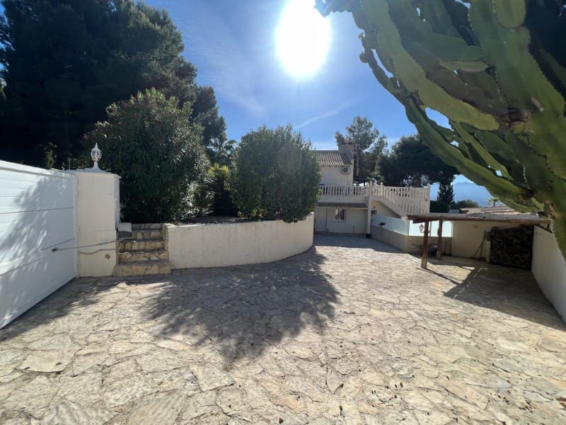 4 Zimmer Villa zu verkaufen in Alfaz del Pi / L'Alfas del Pi - 795.000 € (Ref: 8922968)