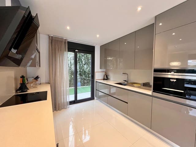 4 sypialnia Willa na sprzedaż w Orihuela Costa, Orihuela - 899 000 € (Ref: 8958153)