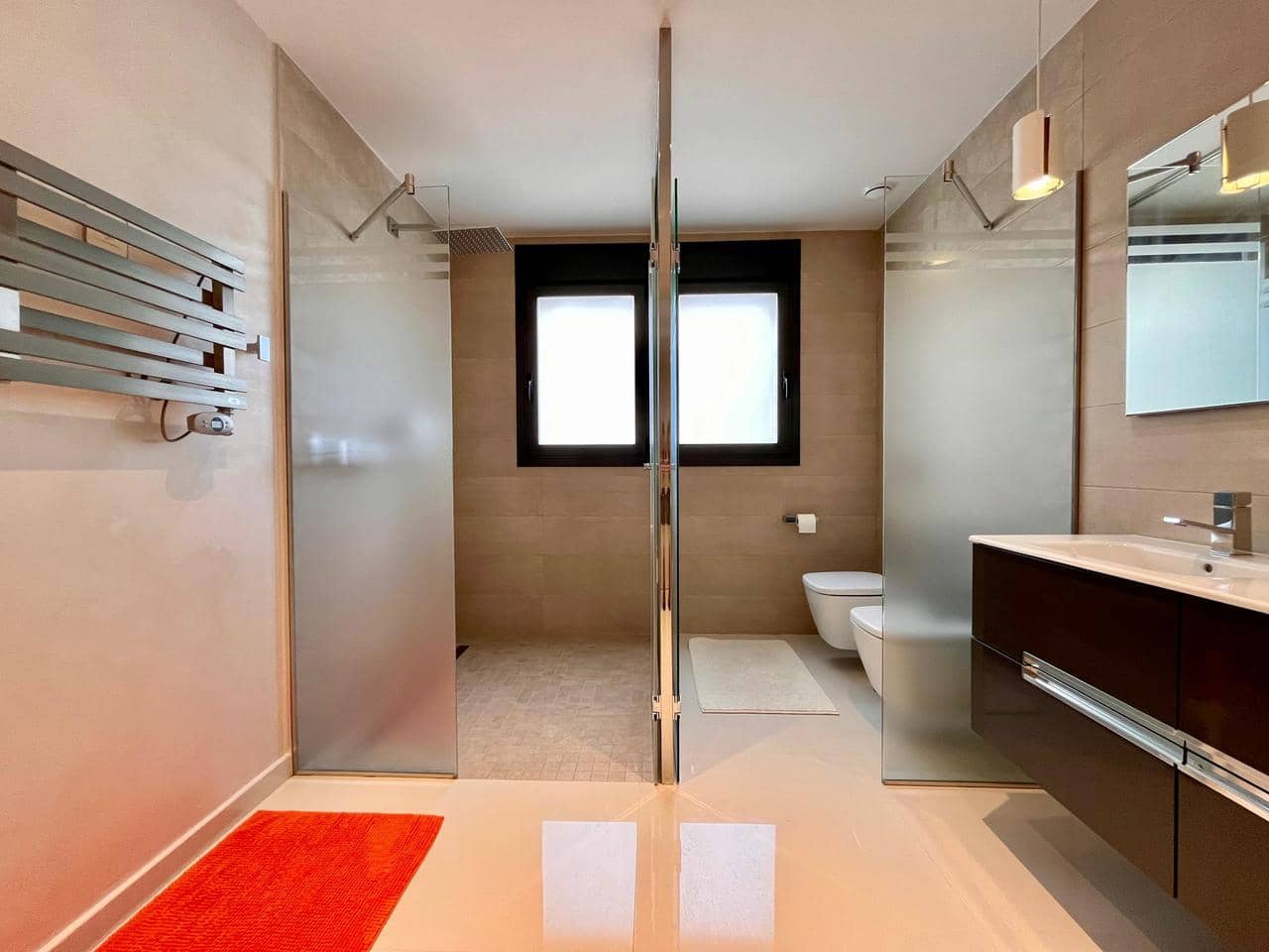 4 bedroom Villa for sale in Orihuela Costa - € 899,000 (Ref: 8958153)