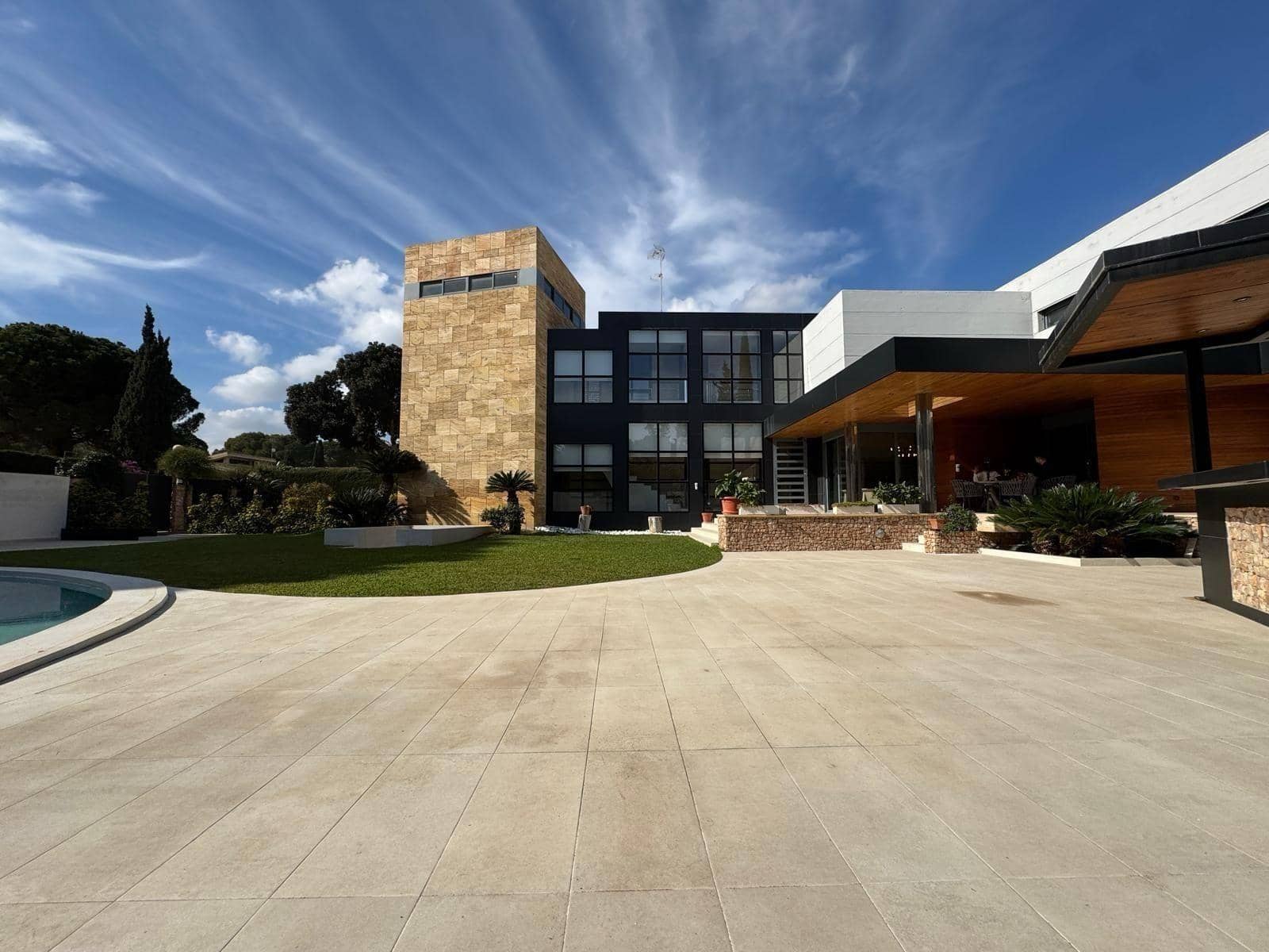 7 soveværelse Villa til salg i Campoamor - € 3.950.000 (Ref: 8958179)