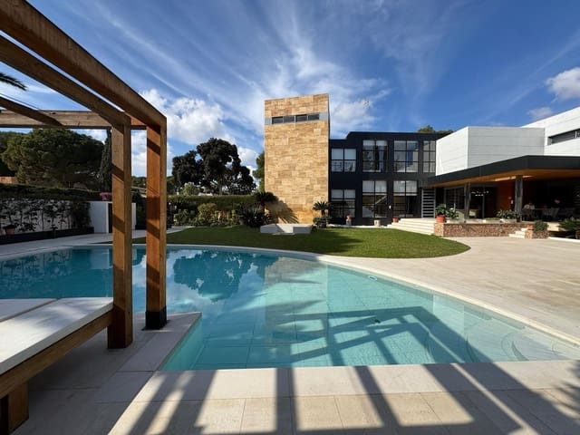 7 soveværelse Villa til salg i Campoamor, Orihuela - € 3.950.000 (Ref: 8958179)