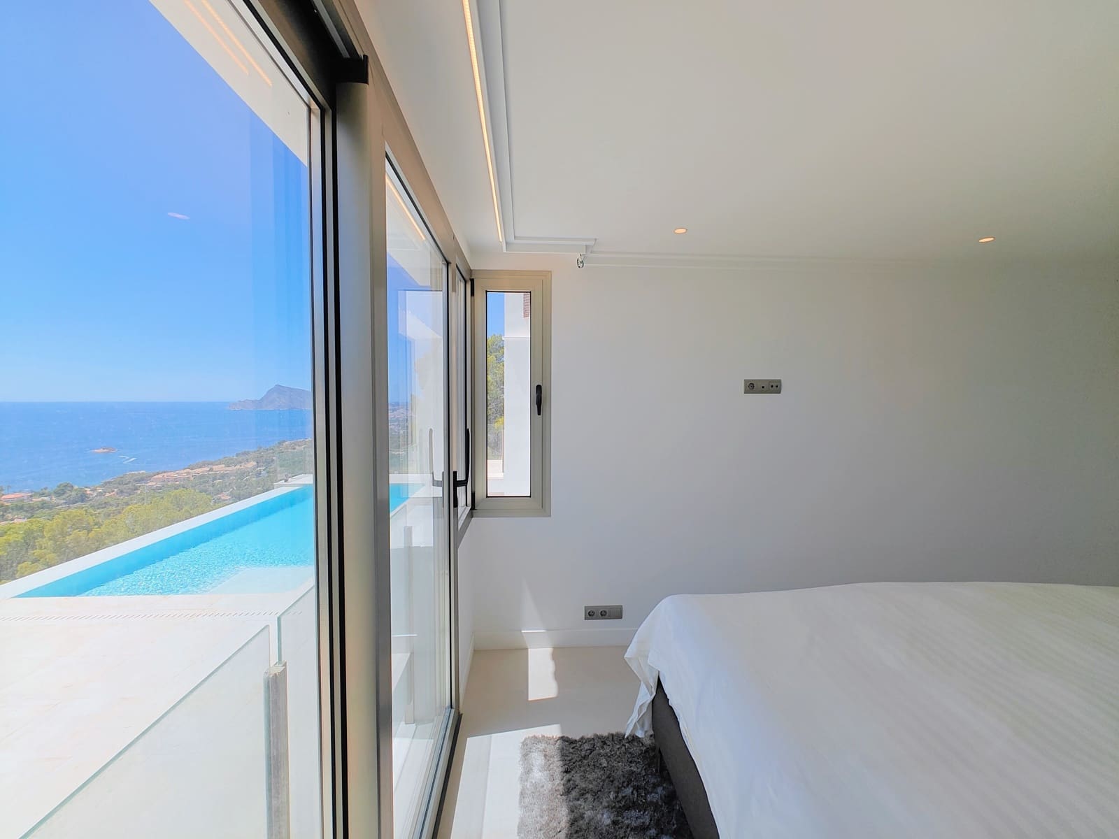 3 bedroom Villa for sale in Altea with pool - € 1,488,000 (Ref: 9151194)