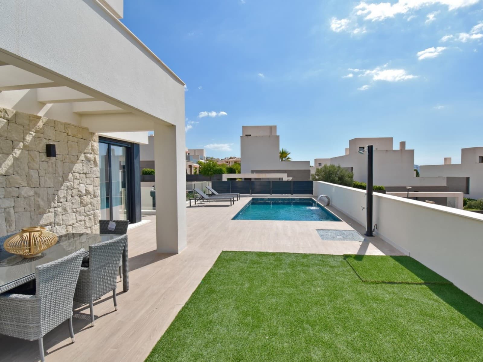 4 slaapkamer Villa te koop in Finestrat met zwembad - € 1.049.000 (Ref: 9516653)