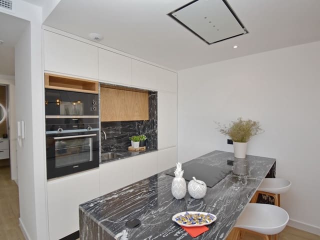 4 chambre Villa/Maison à vendre à Finestrat avec piscine - 1 049 000 € (Ref: 9516653)