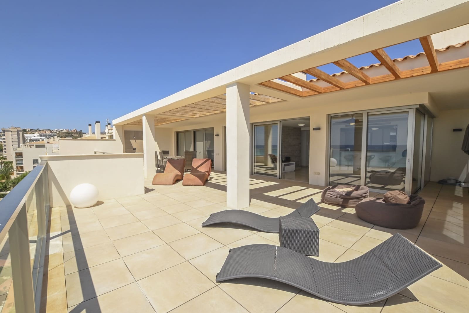 3 slaapkamer Appartement te koop in La Villajoyosa / Vila Joiosa met zwembad - € 950.000 (Ref: 9516654)