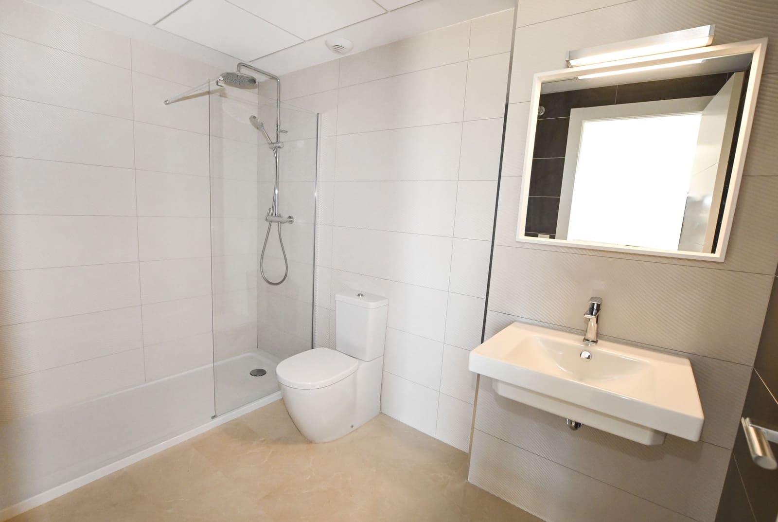 3 slaapkamer Appartement te koop in La Villajoyosa / Vila Joiosa met zwembad - € 950.000 (Ref: 9516654)